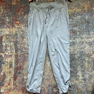 Lululemon gray pants size 8